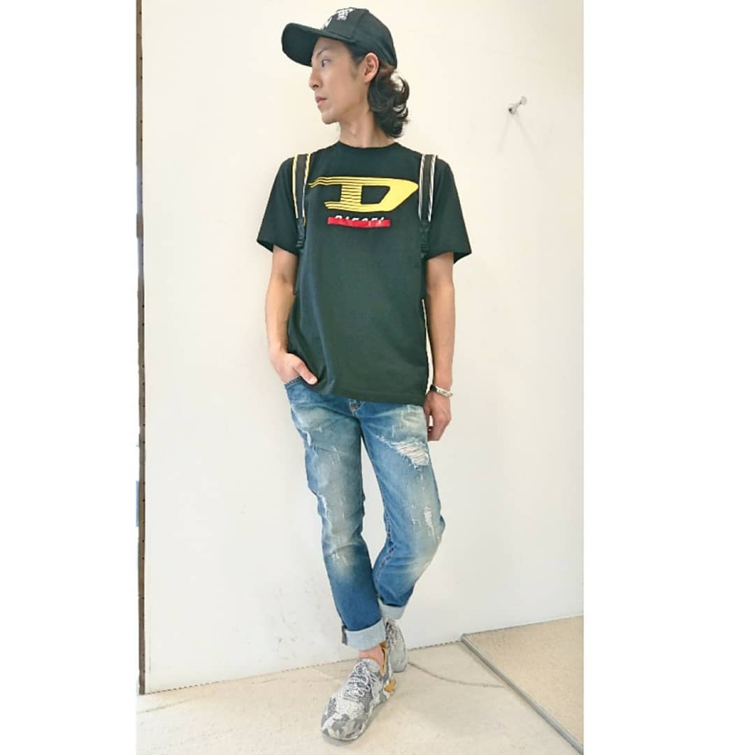 コーディネート Men S Diesel Tシャツコーデ ボワール インターナショナル Voir International